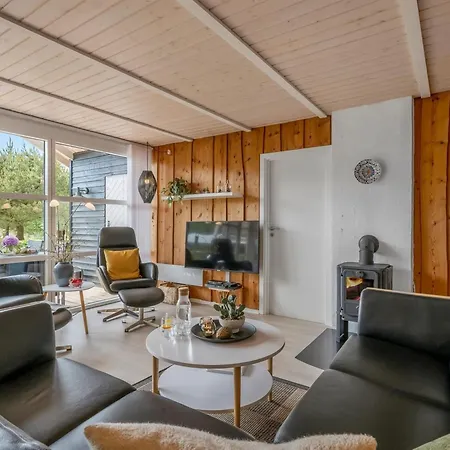 Elske - 1-1km From The Sea By Interhome